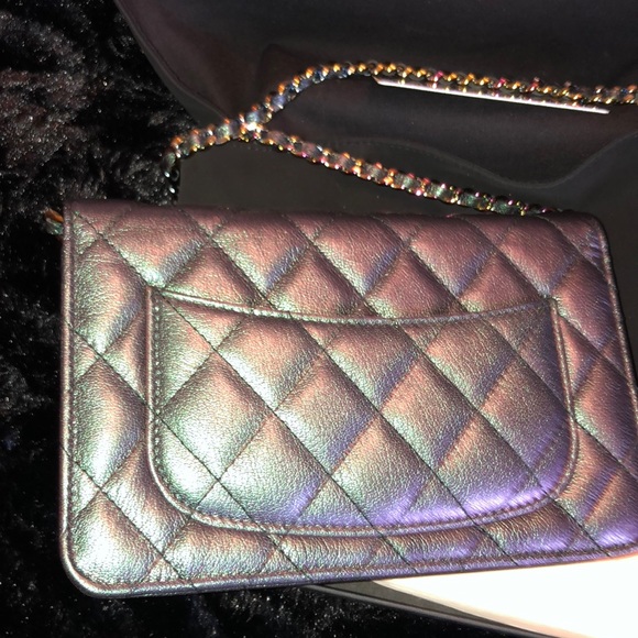 ❤️🇮🇹HP🇮🇹❤️UNICORN CHANEL MERMAID IRIDESCENT RAINBOW HARDWARE WOC COLLECTIBLE - Picture 9 of 16